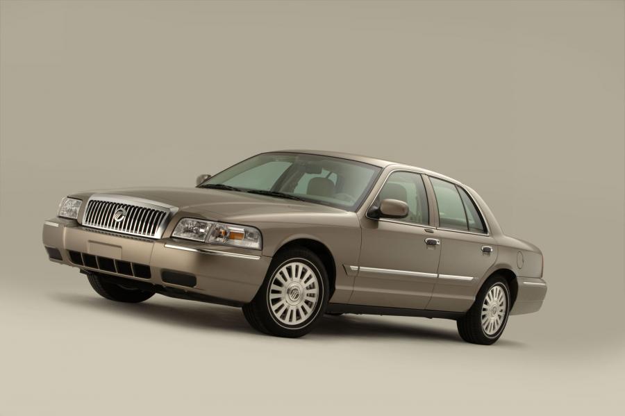 Mercury Grand Marquis 2005 года  (фото 30 из 30)
